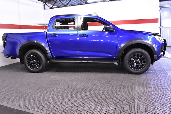 Isuzu XRX 2 of 27