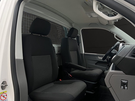 Volkswagen Transporter 25 of 30