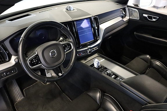Volvo XC60 8 of 20
