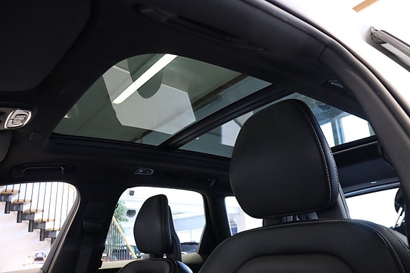 Volvo XC60 18 of 20