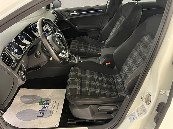 Volkswagen Golf I 4 of 8