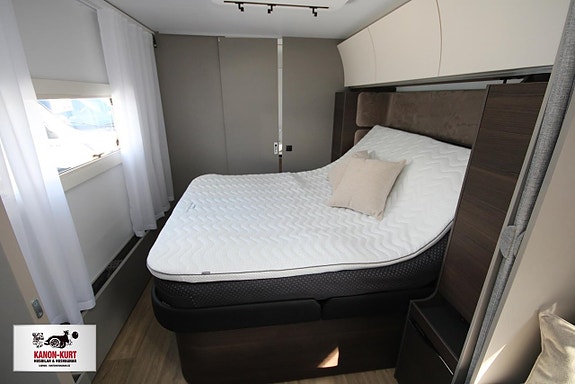 Adria Alpina 663 HT 6 of 18