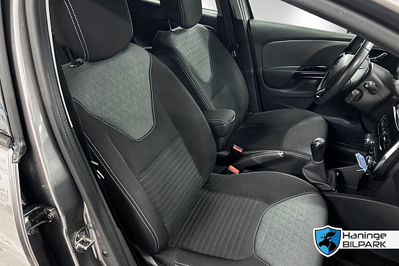 Renault Clio 16 of 22