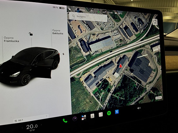 Tesla Model Y 19 of 20