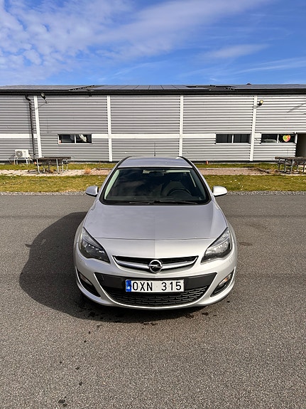 Opel Astra 11 of 12