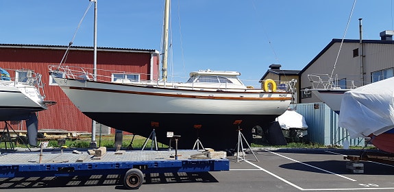 Fjord MS 33 - Trygg och välbyggd norsk motorseglare med goda seglingsegenskaper 2 of 8