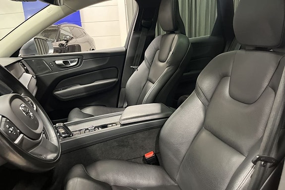Volvo XC60 9 of 24