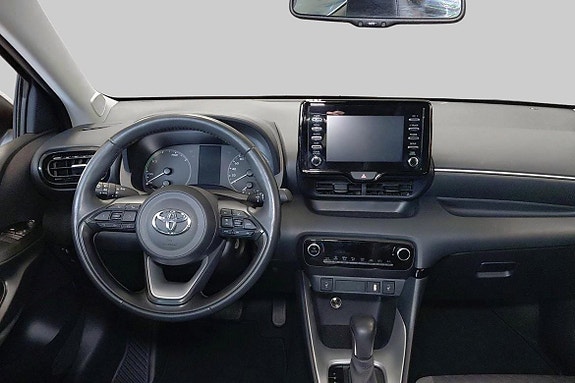 Toyota Yaris 7 of 11