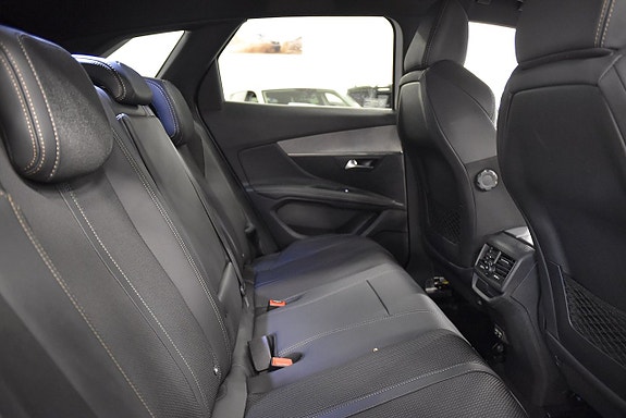 Peugeot 3008 13 of 21