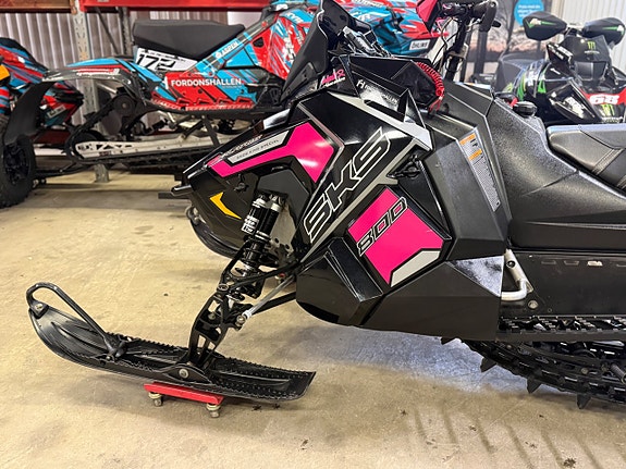 Polaris SKS 800 Elstart/NY matta/Kolvarbytt 650:-/ Mån Frakt -17 8 of 12