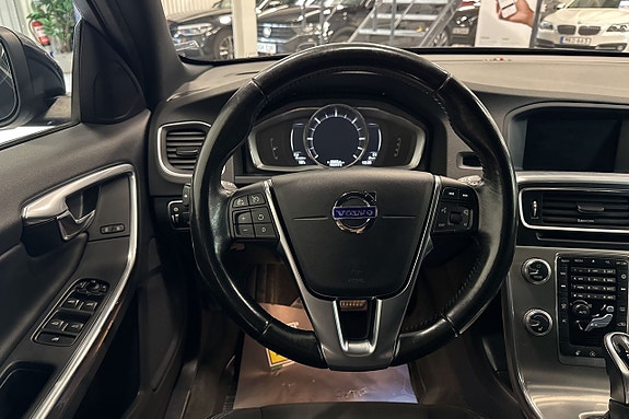 Volvo V60 12 of 21
