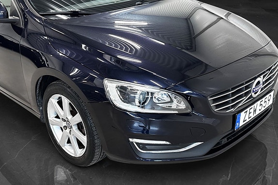 Volvo V60 7 of 21