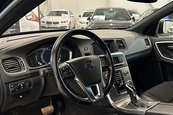 Volvo V60 8 of 21