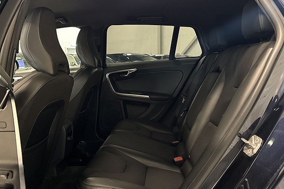 Volvo V60 10 of 21