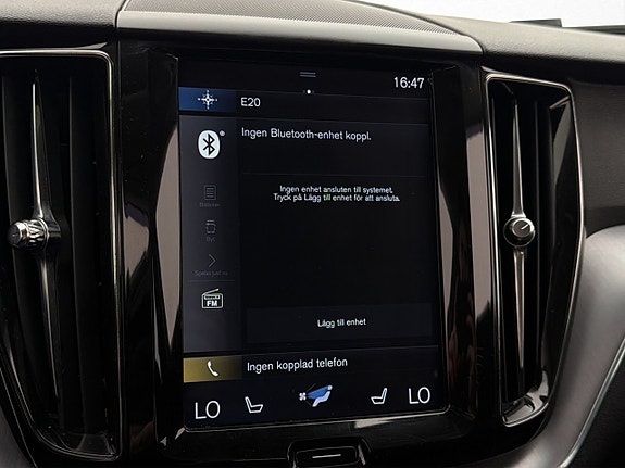 Volvo XC60 27 of 30