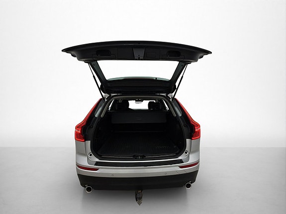 Volvo XC60 10 of 30