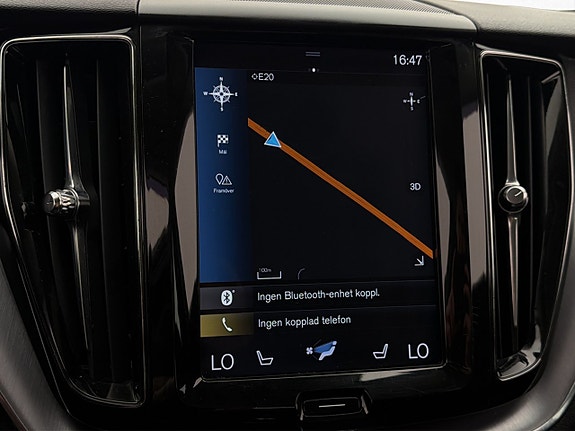 Volvo XC60 17 of 30