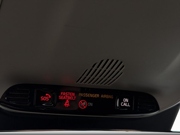 Volvo XC60 15 of 30