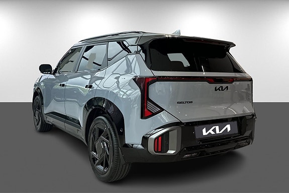 Kia Seltos 7 of 26