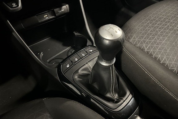 Kia Picanto 19 of 20