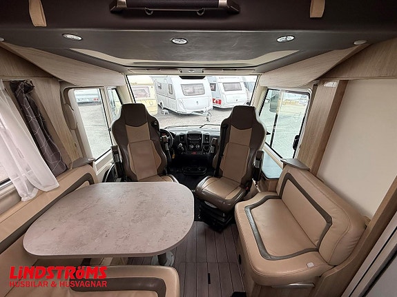 Knaus Sky I 700 13 of 25