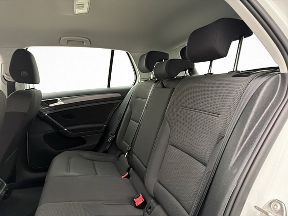 Volkswagen Golf I 13 of 24