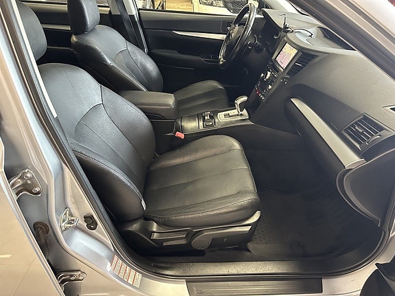 Subaru Outback 18 of 25