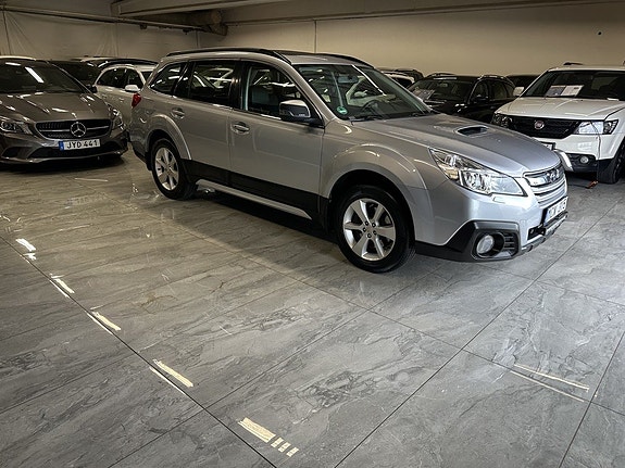 Subaru Outback 2 of 25