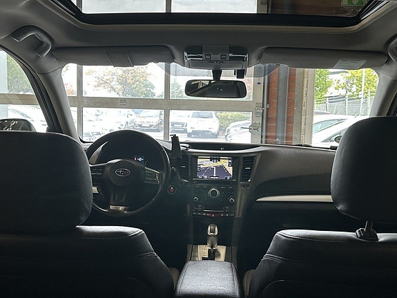 Subaru Outback 12 of 25