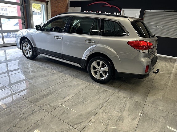 Subaru Outback 4 of 25