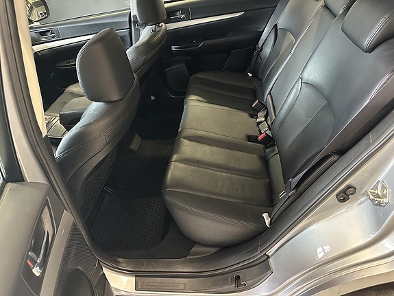 Subaru Outback 20 of 25