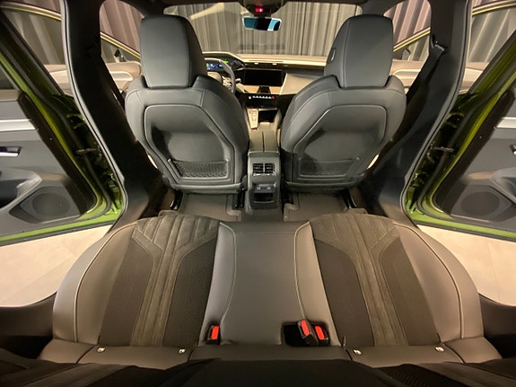 Peugeot 408 28 of 30