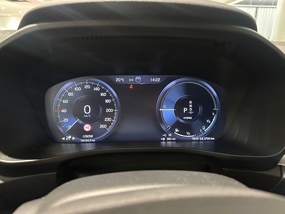 Volvo XC40 14 of 17