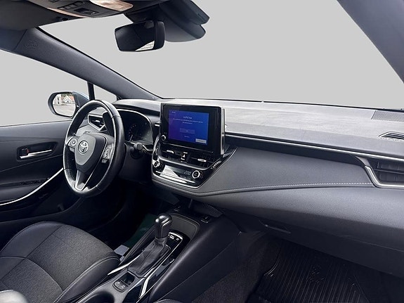 Toyota Corolla 7 of 15