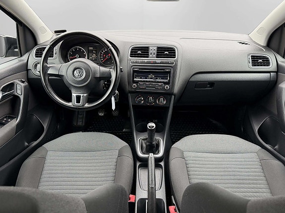 Volkswagen Polo 19 of 21