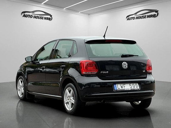Volkswagen Polo 8 of 21