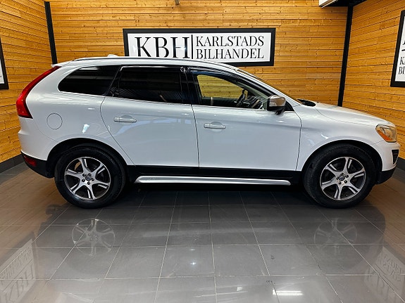 Volvo XC60 6 of 24