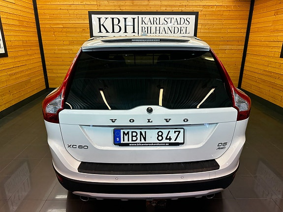 Volvo XC60 4 of 24
