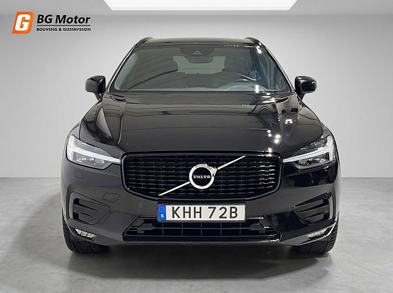 Volvo XC60 2 of 8