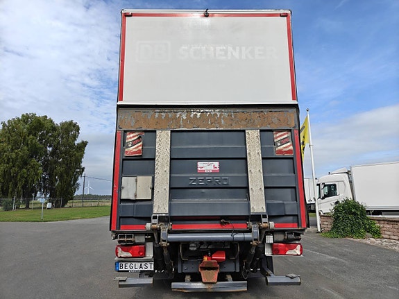 Scania R450 6x2*4 Fjärrbil 4 of 8