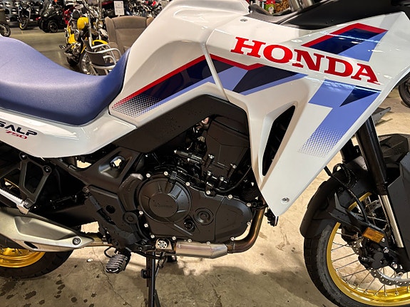 Honda XL750 Transalp #Endast 200 mil# 9 of 12
