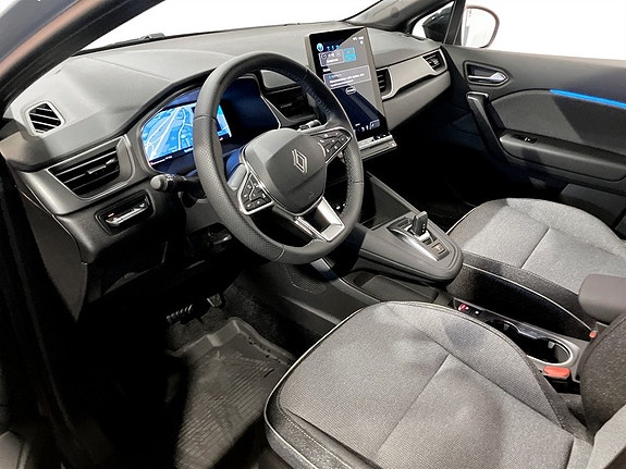 Renault Captur 5 of 15
