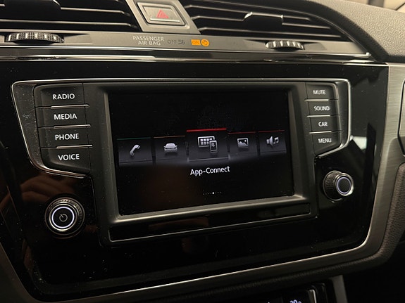 Volkswagen Touran 16 of 19