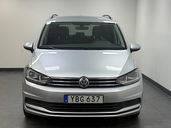 Volkswagen Touran 18 of 19