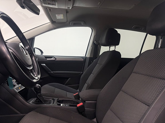 Volkswagen Touran 12 of 19