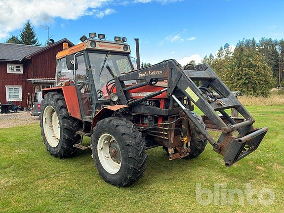 Traktor med lastare ZETOR 10145 3 of 6