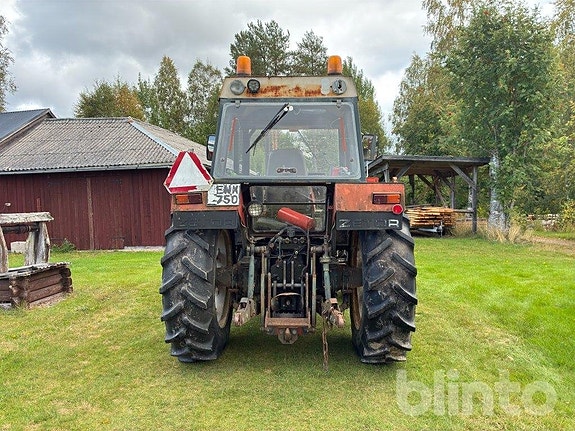 Traktor med lastare ZETOR 10145 6 of 6