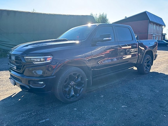 Lätt lastbil RAM Hemi V8 Limited