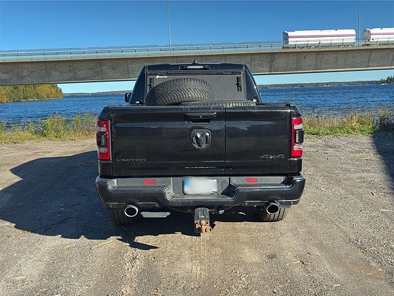 Lätt lastbil RAM Hemi V8 Limited 6 of 6