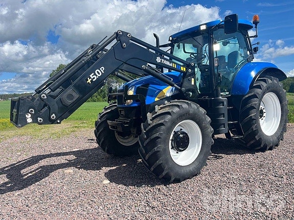 Traktor med Lastare NEW HOLLAND T6070